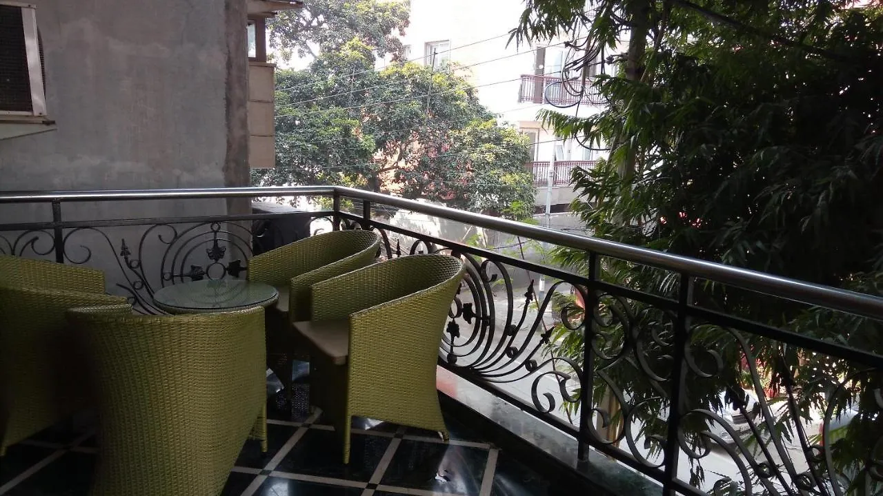 Short Stay Luxury Separate 3Bhk In Green Park Near Metro With Lift Minimum 3 Nights New Delhi Apartment