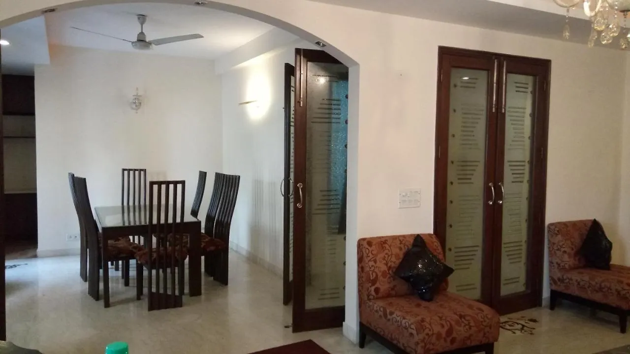 Short Stay Luxury Separate 3Bhk In Green Park Near Metro With Lift Minimum 3 Nights New Delhi