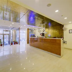 4* Отель Grand By D'capitol Near Delhi Airport